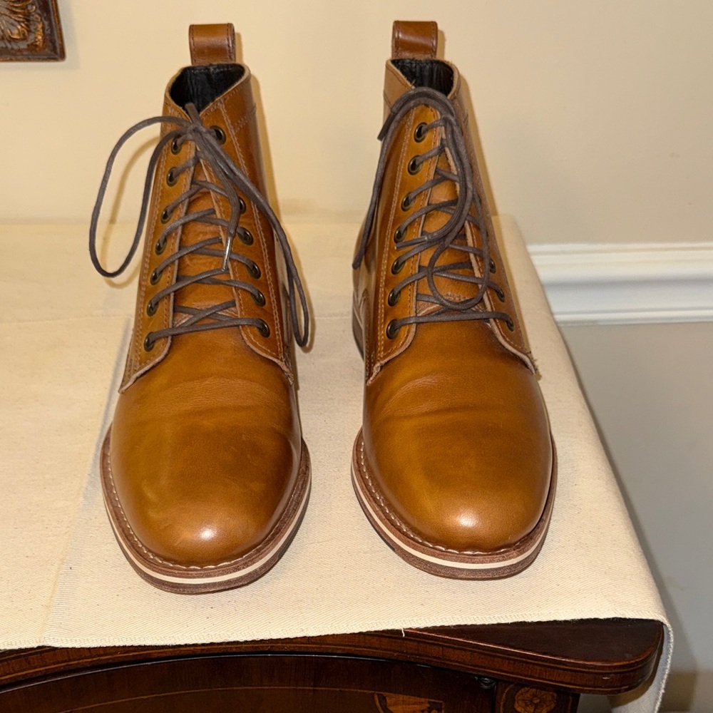 Helm Zind Tan Leather Chukka Boots for Men - Picture 3 of 12